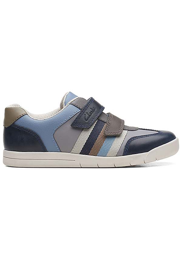 Clarks store kids blue