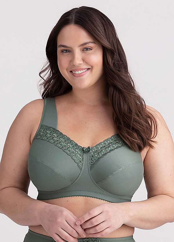 Women's Front Fastening Firm Support Non Wired Lace Bra Plus Size