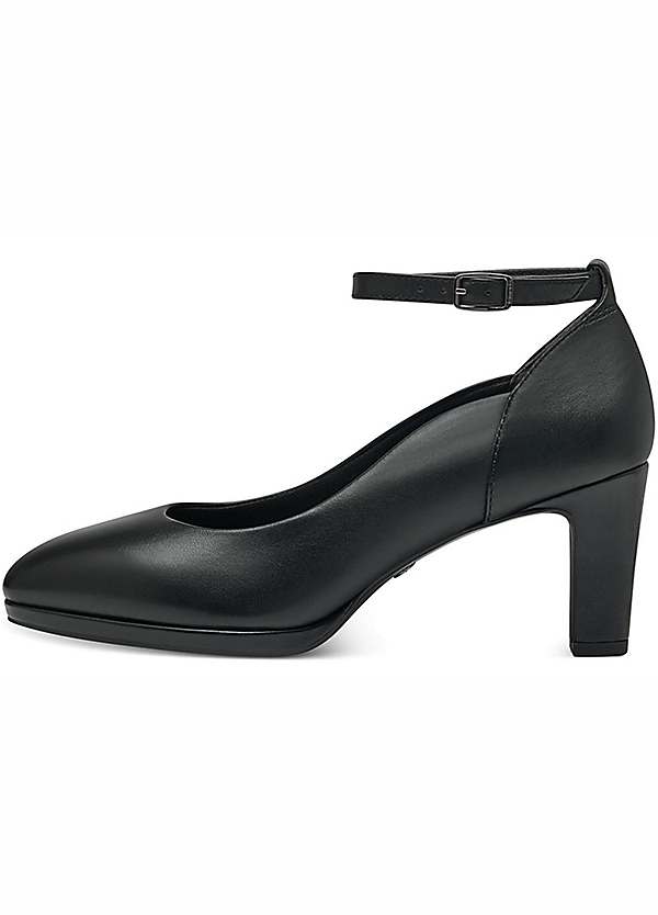 Buckle hot sale court shoes