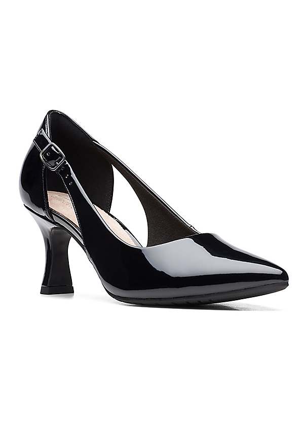 Clarks high clearance heel