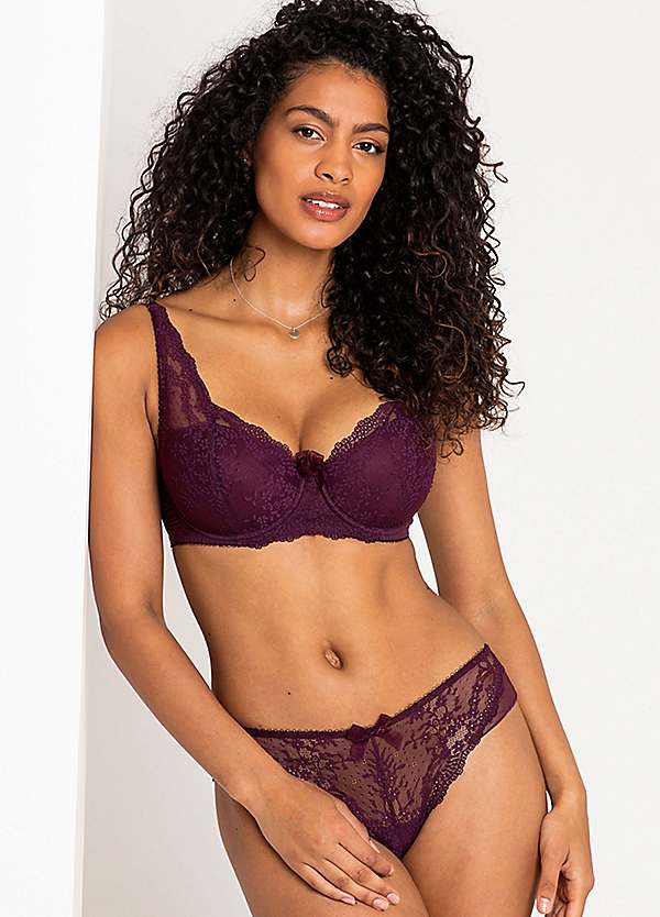 Flora Lightly Padded Underwired Lace Bra by Pour Moi
