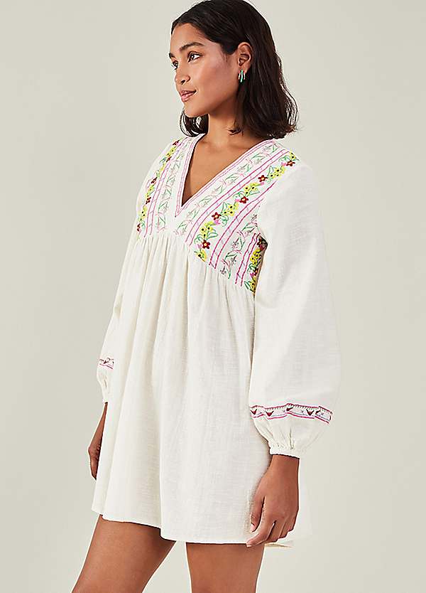 accessorize beach dress Floral Embroidered Mini by - Ivory Lulus | Black and LENDER RESALE Machine washable Size:48R