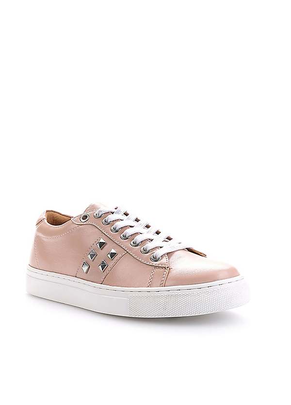 Nude 2024 leather trainers