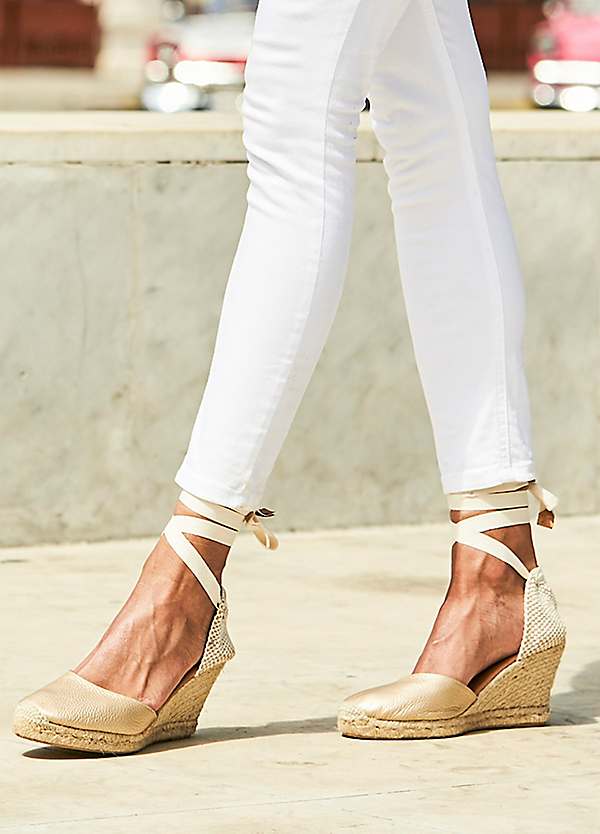 Perla Gold Leather Valenciana Wedge Espadrille Sandals by Sosandar