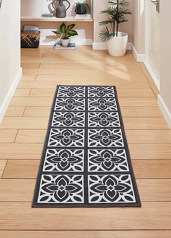 Flower deals Rug