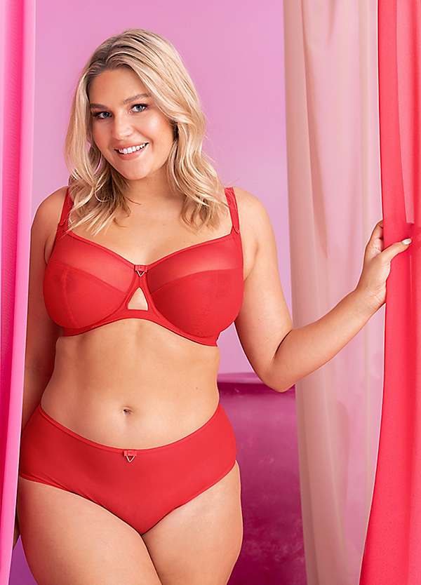 Lingerie Review: Curvy Kate Victory in 30FF and 10