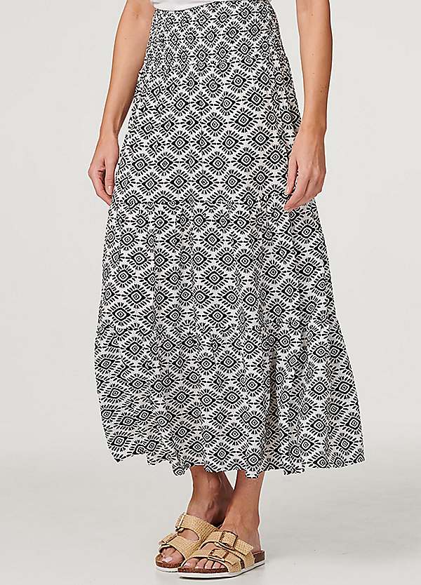 White Black Geo Print High Waist Maxi Skirt by Izabel London