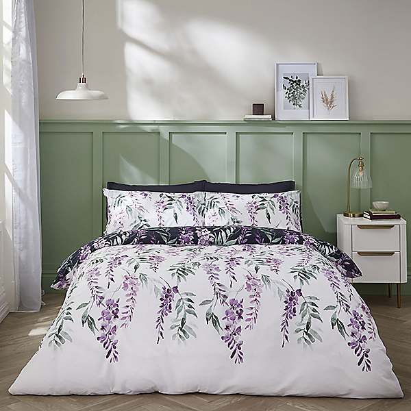 Botanical Leaves Duvet Cover Set in Green by Catherine Lansfield
