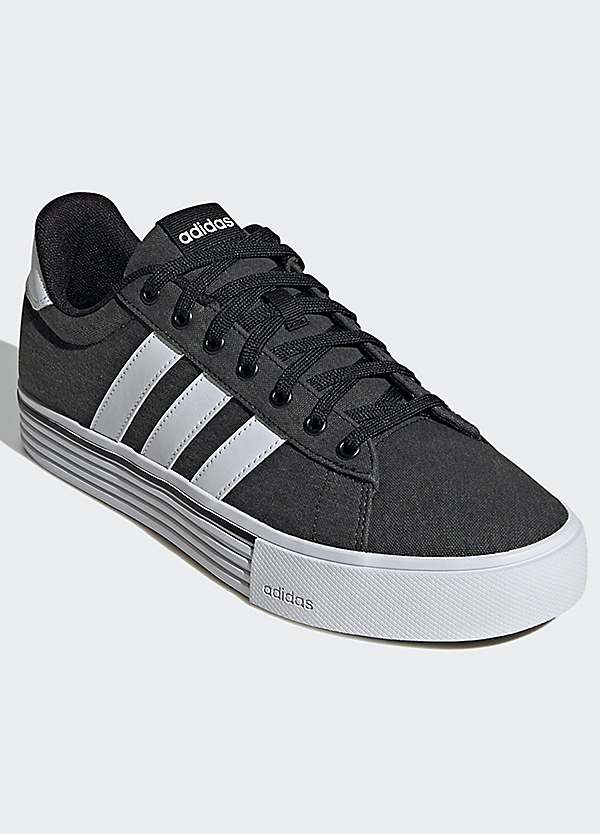 Sportswear trainers discount